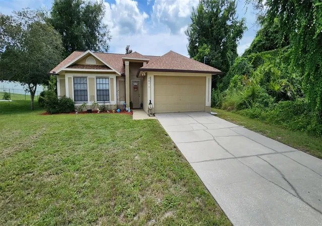 2nd image of 2870 Idleweise Dr, Deltona, FL 32738 | MLS# O6433642
