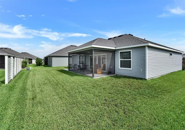 4th image of 1173 Longenecker Loop, The Villages, FL 34762 | MLS# TB8538958
