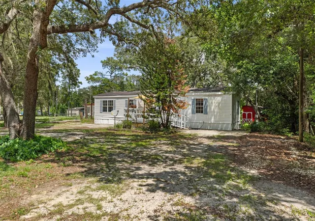 2nd image of 3322 Susan Dr, Spring Hill, FL 34606 | MLS# A4703008