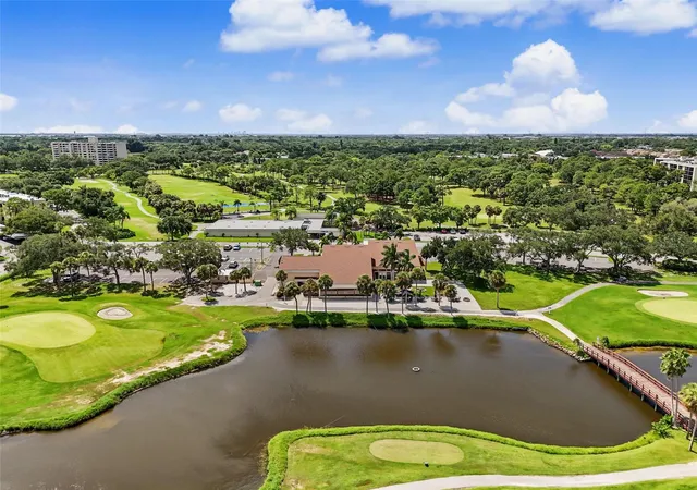 5th image of 900 Cove Cay Dr #2B, Clearwater, FL 33760 | MLS# TB8538978