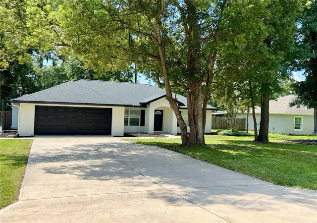 Photo 3 of Sale Pending at 6150 Se 122nd Lane, Belleview, FL 34420 | MLS# R4911819 | Listing updated on 2026-08-27