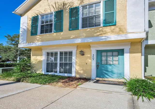 3rd image of 3403 W Wyoming Cir #3403, Tampa, FL 33611 | MLS# TB8538992