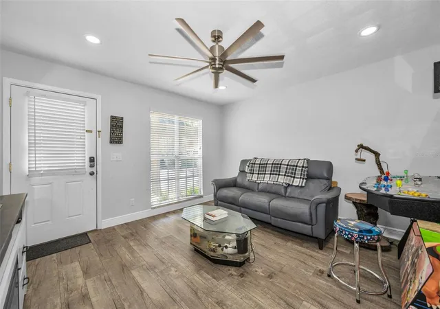 5th image of 3403 W Wyoming Cir #3403, Tampa, FL 33611 | MLS# TB8538992