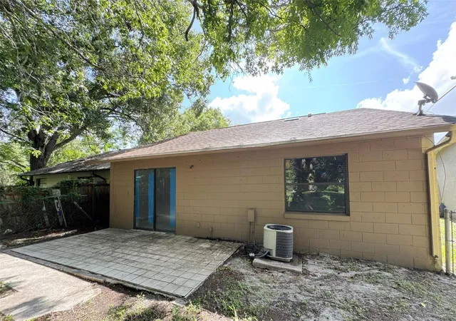 14th image of 762 Kings Cove Ct, Orlando, FL 32807 | MLS# O6433691