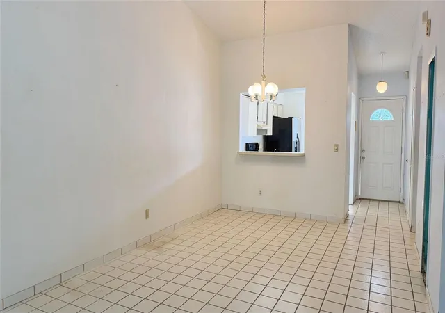 2nd image of 762 Kings Cove Ct, Orlando, FL 32807 | MLS# O6433691