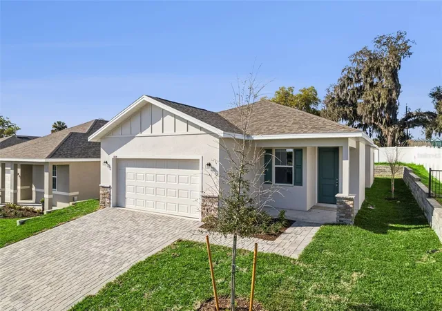 2nd image of 3780 Watercliff Cir, Grand Island, FL 32735 | MLS# O6433693