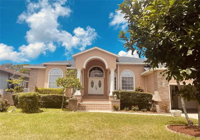 Photo 1 of Single family home for sale at 7116 Pebble Beach Ln, Seminole, FL 33777 | MLS# G5116476 | Listing updated on 2026-08-31