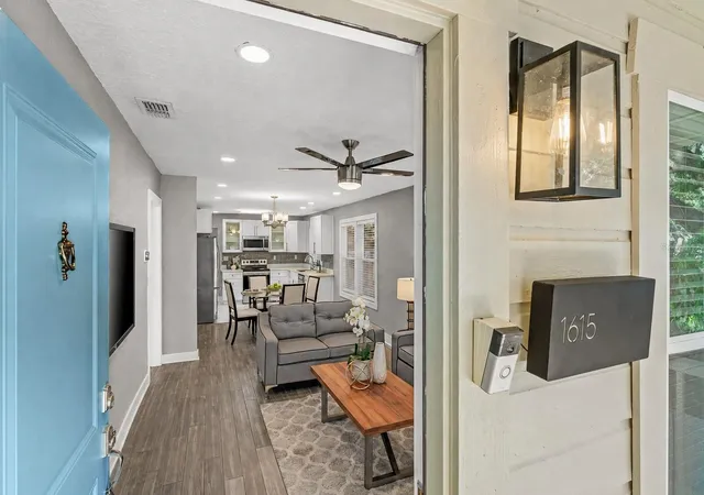 5th image of 1615 E Concord St, Orlando, FL 32803 | MLS# O6433704