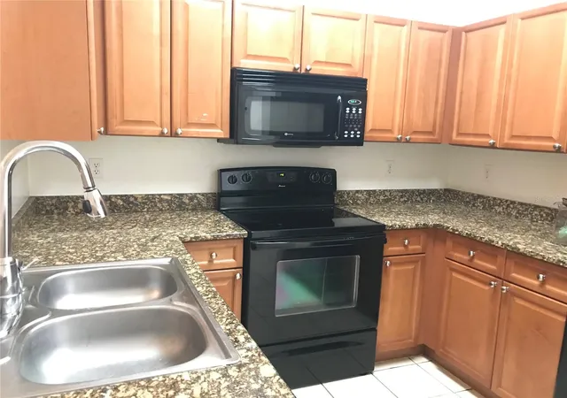 2nd image of 2490 Lancien Ct #4, Orlando, FL 32826 | MLS# O6433707