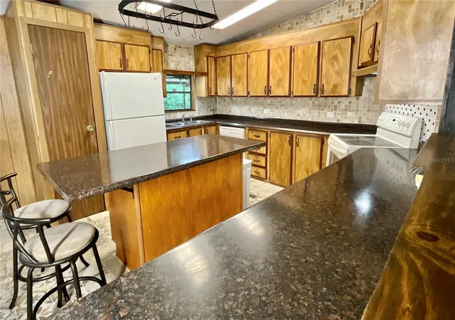 image of 13951 Ne 140th St, Waldo, FL 32694 | MLS# GC542753
