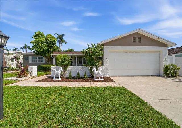 1st image of 10919 129th Ave, Largo, FL 33778 | MLS# TB8539025