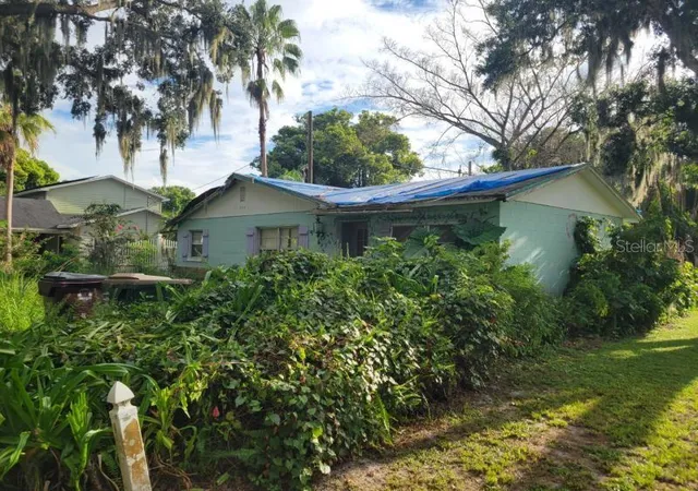 11th image of 706 Oregon Ave, Saint Cloud, FL 34769 | MLS# TB8539027