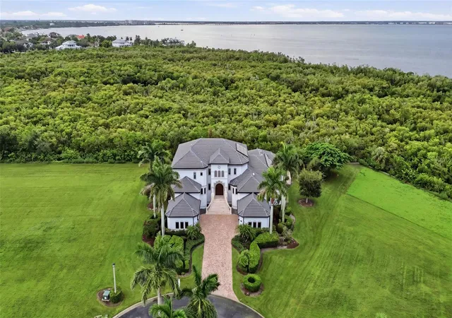 Photo 3 of Single family home for sale at 4790 Harbor Point Ct, Port Charlotte, FL 33952 | MLS# C7529592 | Listing updated on 2026-08-24