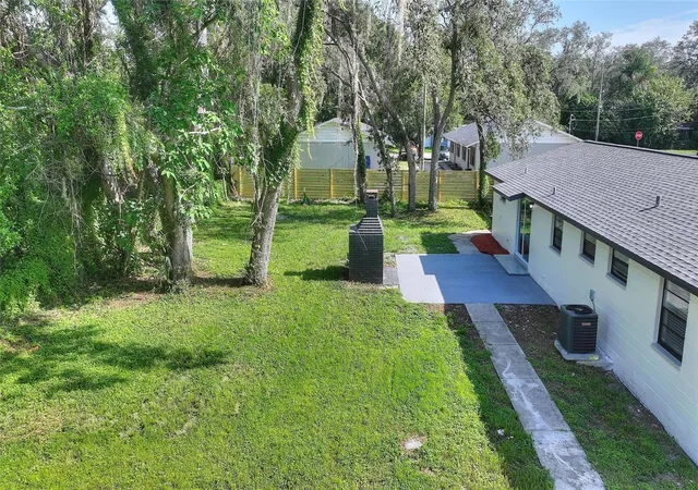 32nd image of 10016 N 10th St, Tampa, FL 33612 | MLS# TB8539045