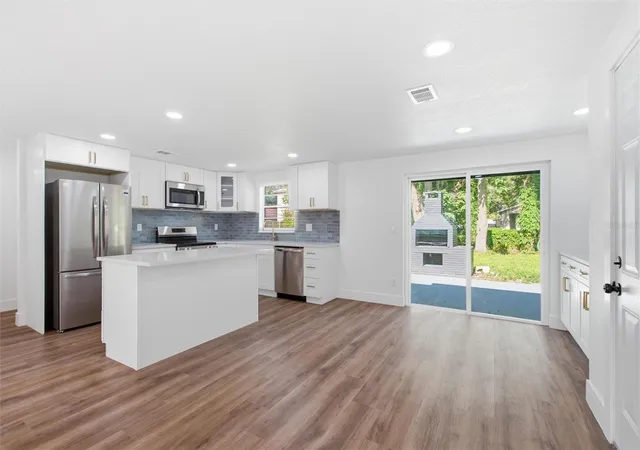 5th image of 10016 N 10Th St, Tampa, FL 33612 | MLS# TB8539045