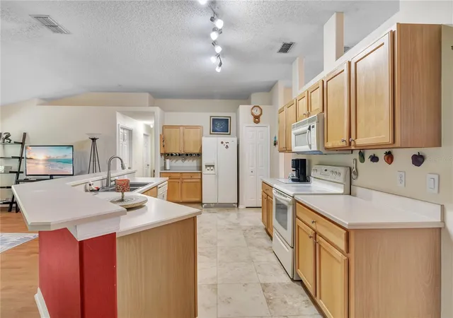 3rd image of 1193 Winterville St, Deltona, FL 32725 | MLS# O6433748