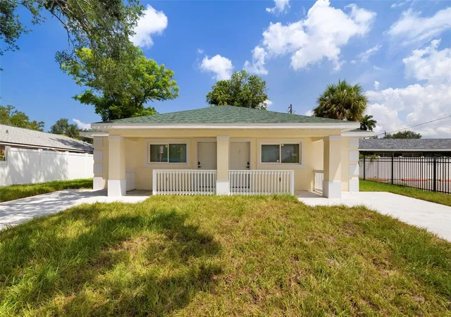 1st image of 1414 17th Ave W #A&B, Bradenton, FL 34205 | MLS# A4703039