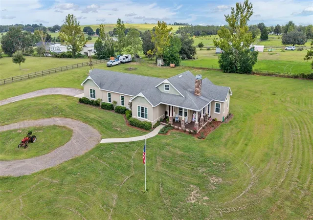 2nd image of 36431 Florrie Mae Ln, Dade City, FL 33523 | MLS# L4964302