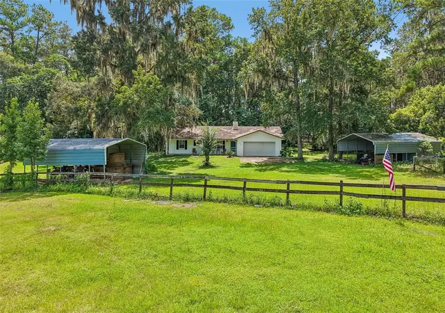 3rd image of 5230 Nw 144Th Pl, Reddick, FL 32686 | MLS# O6433758
