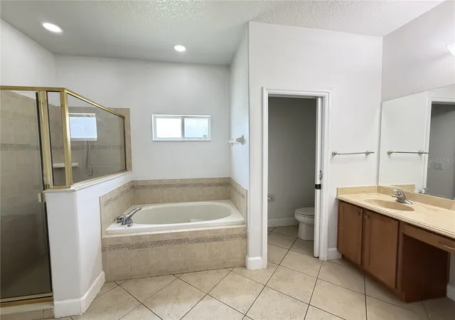 4th image of 6317 Rolden Ct, Mount Dora, FL 32757 | MLS# O6433759