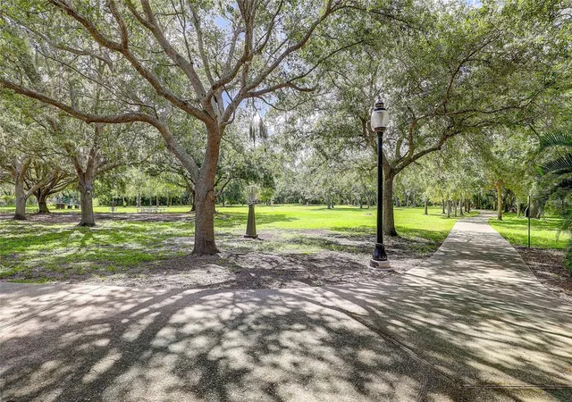 44th image of 4625 Summerwind Dr #13, Sarasota, FL 34234 | MLS# A4703044