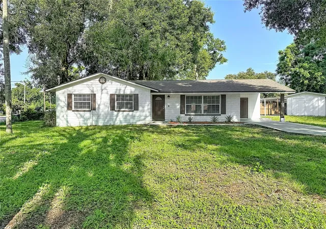Photo 1 of Sale Pending at 1616 E Poinsettia Ave, Tampa, FL 33612 | MLS# TB8539089 | Listing updated on 2026-09-02