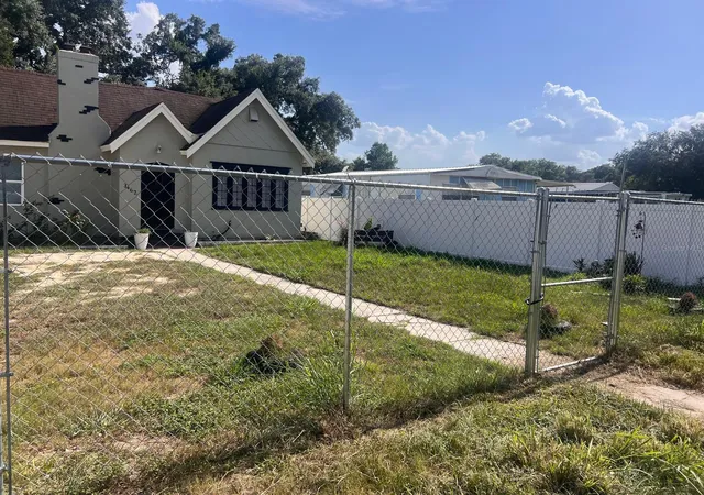 Photo 4 of Single family home for sale at 3462 Ave T NW, Winter Haven, FL 33881 | MLS# S5155664 | Listing updated on 2026-08-24