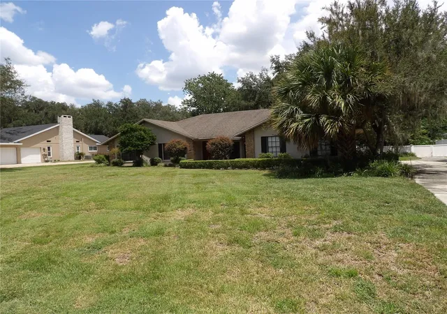 Photo 2 of Single family home for sale at 6282 Forestwood Dr E, Lakeland, FL 33811 | MLS# TB8539113 | Listing updated on 2026-08-17