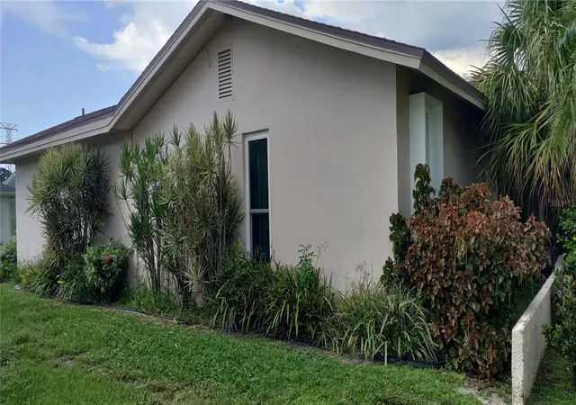 2nd image of 4476 Lake Blvd, Clearwater, FL 33762 | MLS# TB8539123