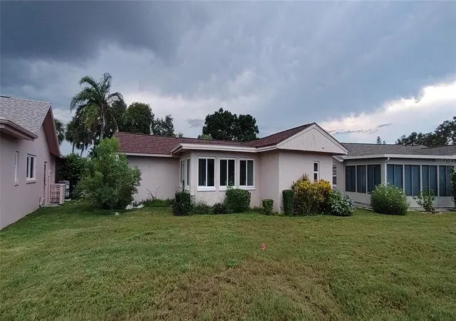 Photo 3 of Single family home for sale at 4476 Lake Blvd, Clearwater, FL 33762 | MLS# TB8539123 | Listing updated on 2026-09-23