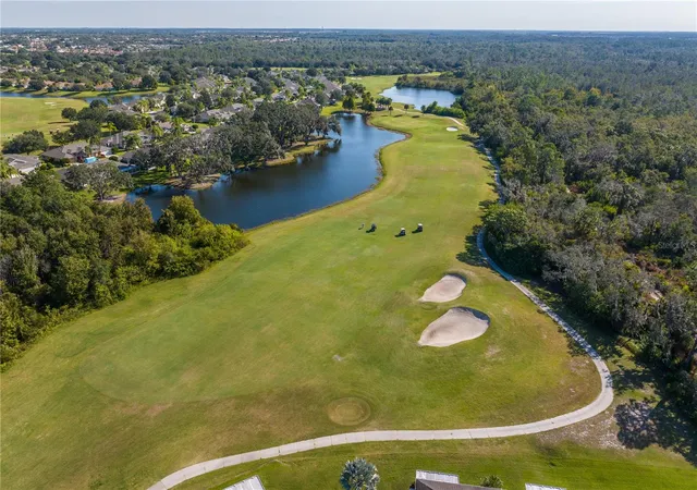 2nd image of 980 Pembroke Pt Wy, SUN CITY CENTER, FL 33573