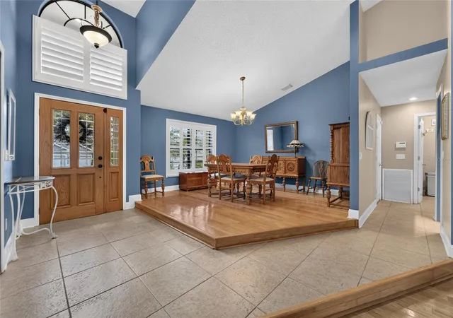 3rd image of 2317 Eagle Bluff Dr, Valrico, FL 33596 | MLS# TB8539135