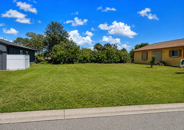 2nd image of 493 Ricold Ter, Port Charlotte, FL 33954 | MLS# A4703061