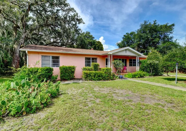 2nd image of 1520 Moravia Ave, Daytona Beach, FL 32117 | MLS# O6433800