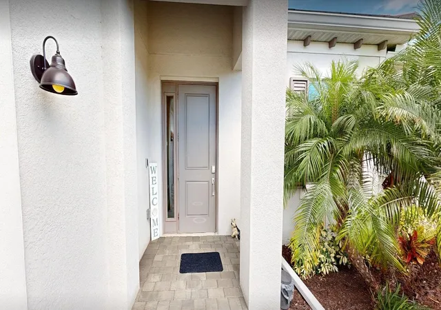 3rd image of 17420 Jadestone Ct, Venice, FL 34293 | MLS# C7529624