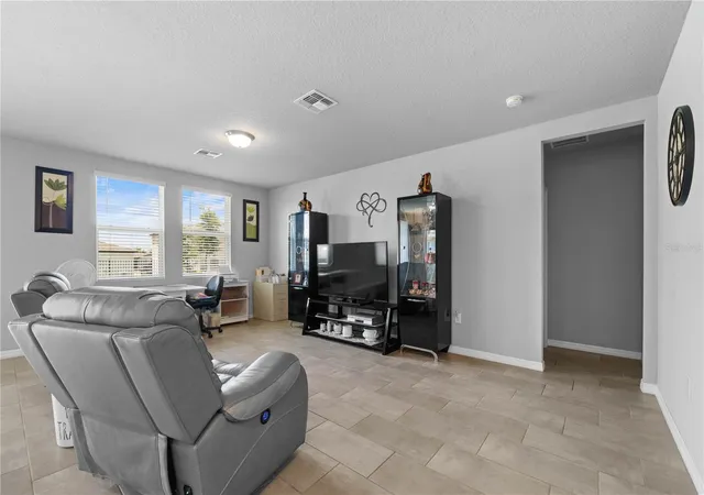 5th image of 1502 Branchwood Ln, Auburndale, FL 33823 | MLS# P4939604