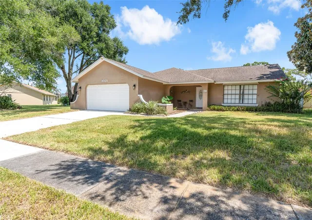 Photo 4 of Single family home for sale at 8971 Angelica Dr, Orlando, FL 32836 | MLS# O6433841 | Listing updated on 2026-09-25