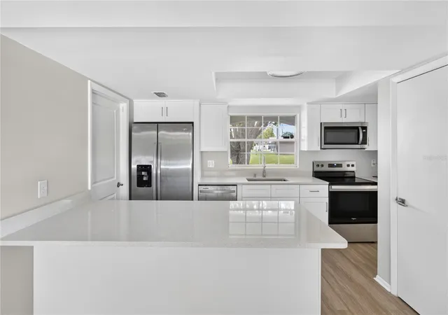3rd image of 1442 Canterbury Cir, Casselberry, FL 32707 | MLS# O6433854