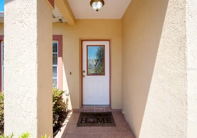 Photo 5 of Single family home for sale at 526 Maricopa Dr, Kissimmee, FL 34758 | MLS# G5116508 | Listing updated on 2026-08-25