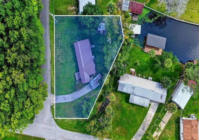47th image of 55707 Jamie Dr, Astor, FL 32102 | MLS# FC320710