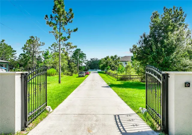 3rd image of 19504 Robertson Street, Orlando, FL 32833 | MLS# TB8539197