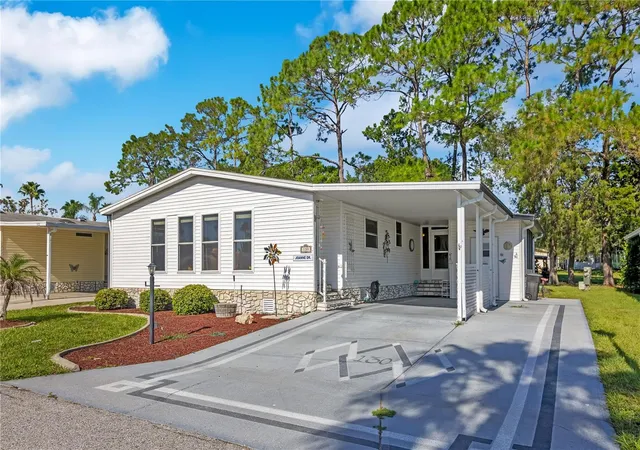 2nd image of 130 Joanne Dr, Davenport, FL 33897 | MLS# L4964314