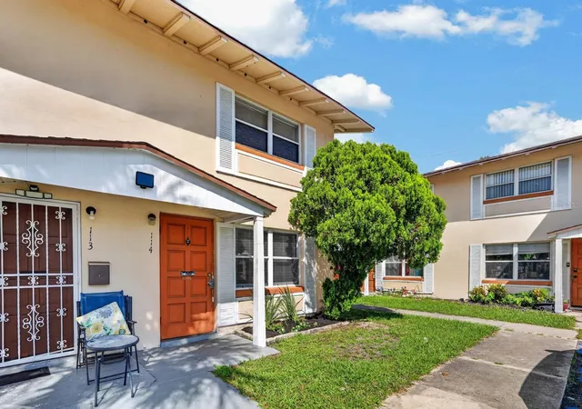 Photo 3 of Townhouse for sale at 1600 S Palmetto Ave #114, South Daytona, FL 32119 | MLS# V4950743 | Listing updated on 2026-08-22