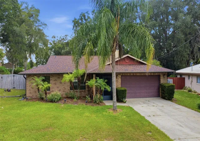 2nd image of 226 Council Bluffs Dr, Deltona, FL 32725 | MLS# V4950744