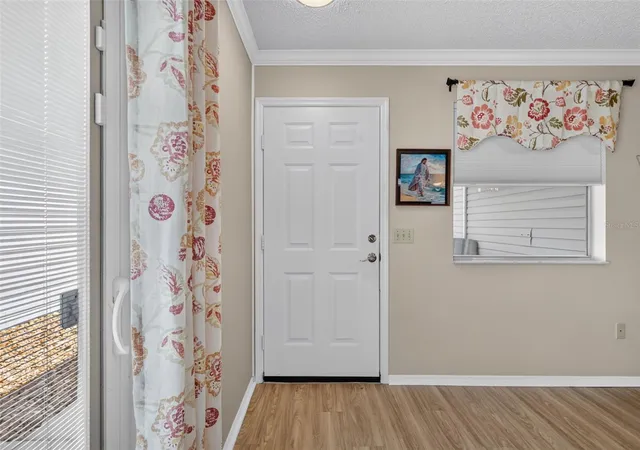 40th image of 214 Montoya Dr, Lady Lake, FL 32159 | MLS# G5116509