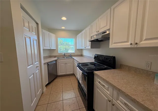 Photo 3 of House for sale at 9232 Anita Ave, Englewood, FL 34224 | MLS# A4703084 | Listing updated on 2026-08-19