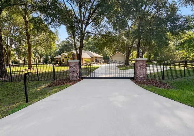 3rd image of 20273 Nw 251St Ter, High Springs, FL 32643 | MLS# GC542772