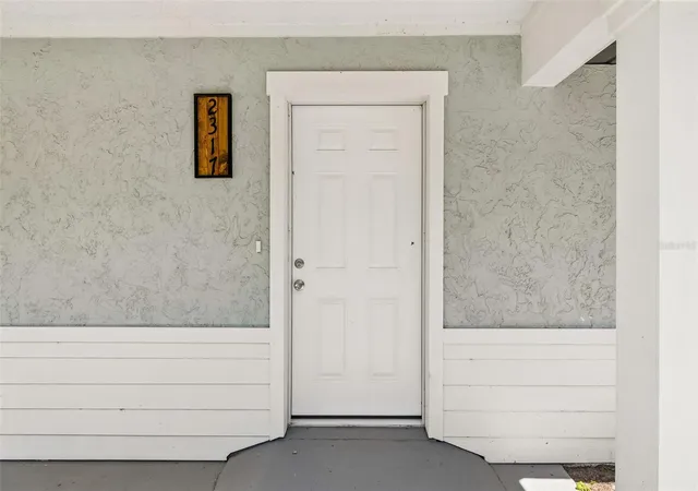 4th image of 2317 Wooten Rd, Dover, FL 33527 | MLS# TB8539222