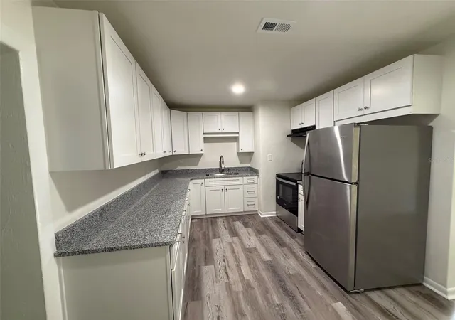 11th image of 2100 Se 50th St, Gainesville, FL 32641 | MLS# GC542774
