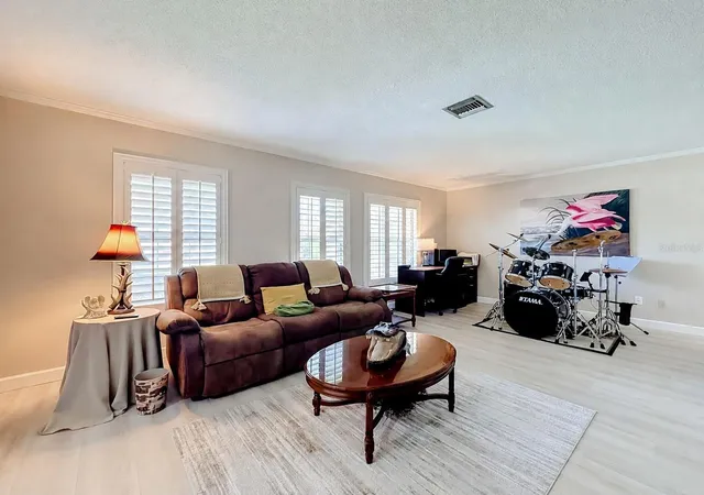 4th image of 444 Alpine St, Altamonte Springs, FL 32701 | MLS# OM730483